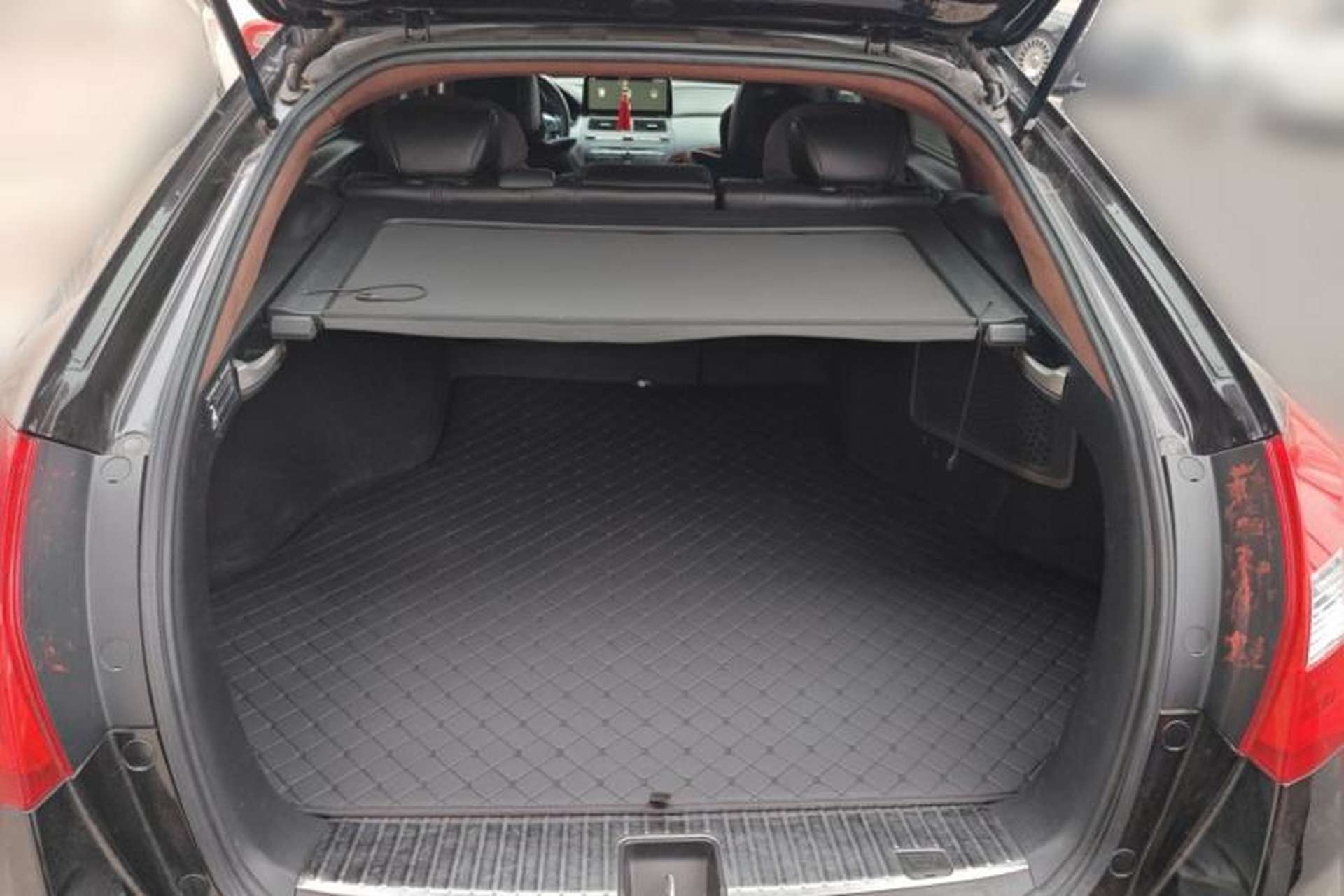 Used Honda Crosstour 2011 3.5L Prestige Edition Trunk