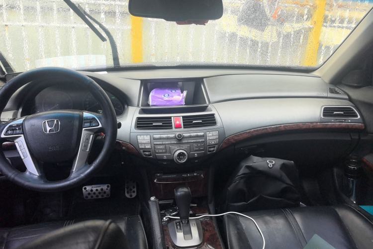 Used Honda Crosstour 2011 3.5L Flagship Edition Center Console