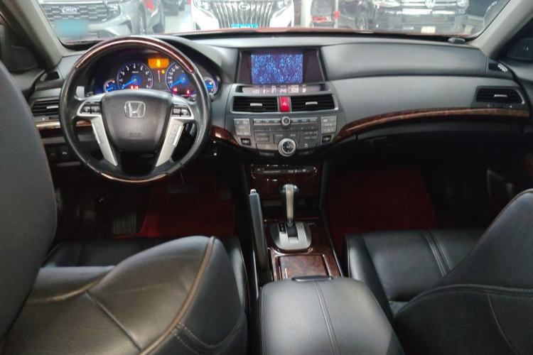 Used Honda Crosstour 2011 3.5L Flagship Edition Center Console