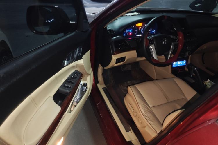 Used Honda Crosstour 2011 3.5L Prestige Edition Driver Seat