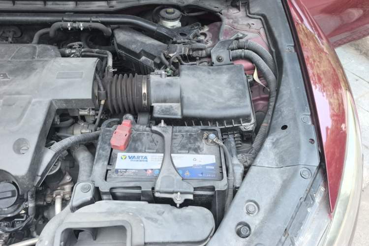 Used Honda Crosstour 2011 3.5L Prestige Edition Engine Bay Left