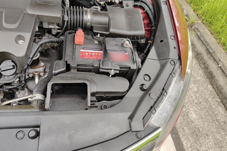 Used Honda Crosstour 2011 3.5L Prestige Edition Engine Bay Left