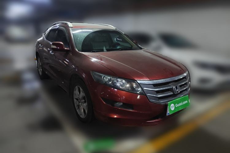 Used Honda Crosstour 2011 3.5L Prestige Edition Front Right 45 Deg