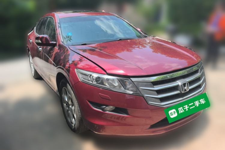 Used Honda Crosstour 2011 3.5L Prestige Edition Front Right 45 Deg