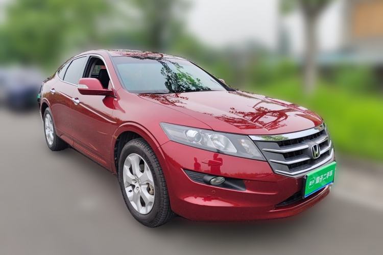 Used Honda Crosstour 2011 3.5L Prestige Edition Front Right 45 Deg