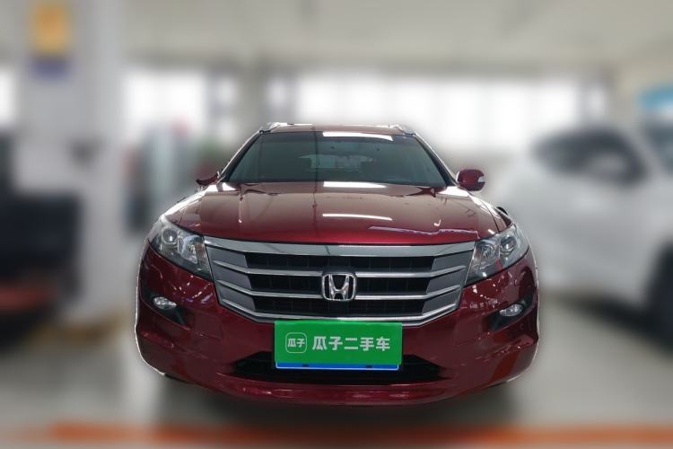 Used Honda Crosstour 2011 3.5L Flagship Edition Front