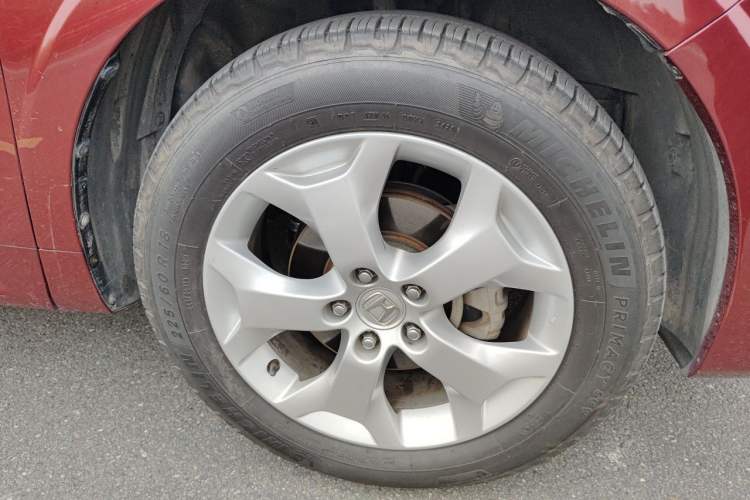 Used Honda Crosstour 2011 3.5L Prestige Edition Right Front Wheel Hub