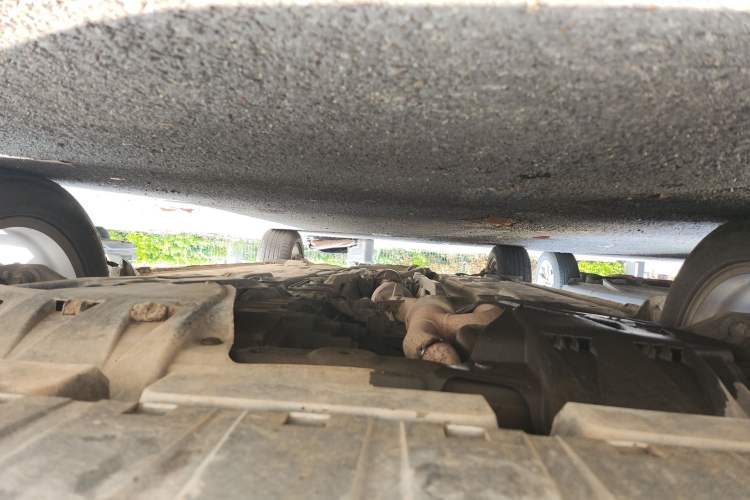 Used Honda Crosstour 2011 3.5L Prestige Edition Chassis Front