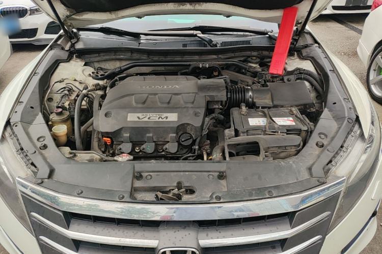 Used Honda Crosstour 2011 3.5L Prestige Edition Engine Bay