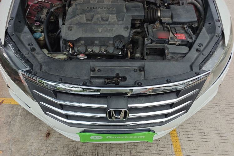 Used Honda Crosstour 2011 3.5L Flagship Edition Engine Bay