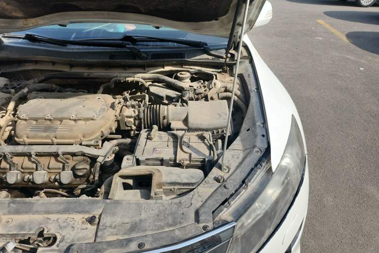 Used Honda Crosstour 2011 3.5L Prestige Edition Engine Bay Left