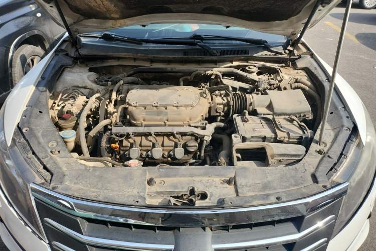Used Honda Crosstour 2011 3.5L Prestige Edition Engine Bay