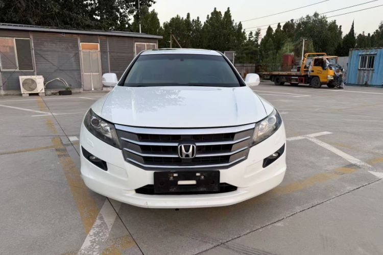 Used Honda Crosstour 2011 3.5L Prestige Edition Exterior 3