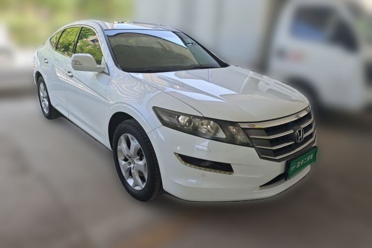 Used Honda Crosstour 2011 3.5L Prestige Edition Front Right 45 Deg