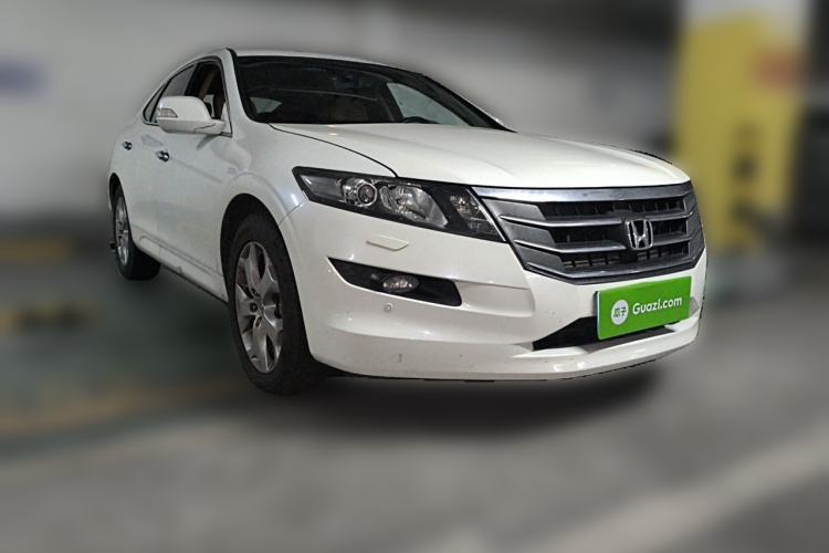 Used Honda Crosstour 2011 3.5L Prestige Edition Front Right 45 Deg
