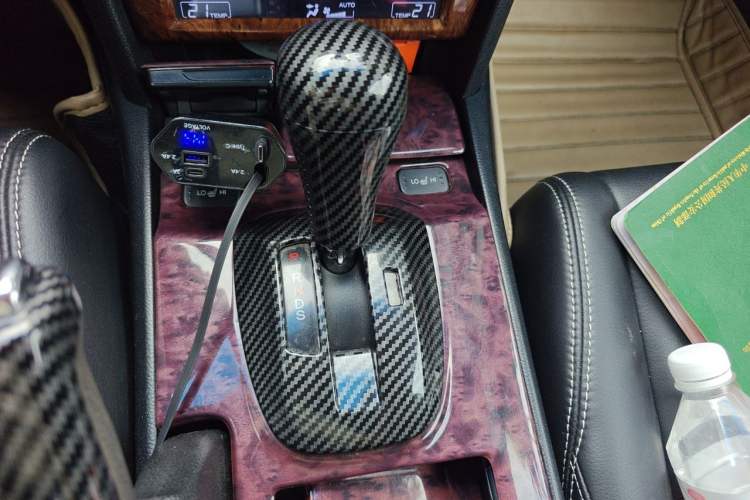Used Honda Crosstour 2011 3.5L Flagship Edition Gear Lever