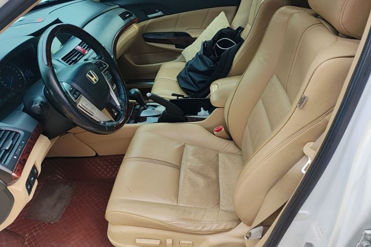 Used Honda Crosstour 2011 3.5L Prestige Edition Left Front Seat