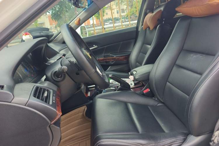 Used Honda Crosstour 2011 3.5L Flagship Edition Left Front Seat