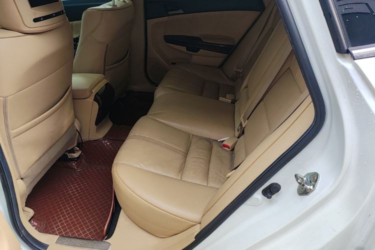 Used Honda Crosstour 2011 3.5L Prestige Edition Left Rear Seat