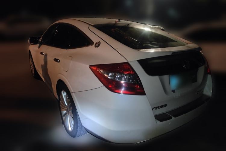 Used Honda Crosstour 2011 3.5L Prestige Edition Rear Left 45 Deg
