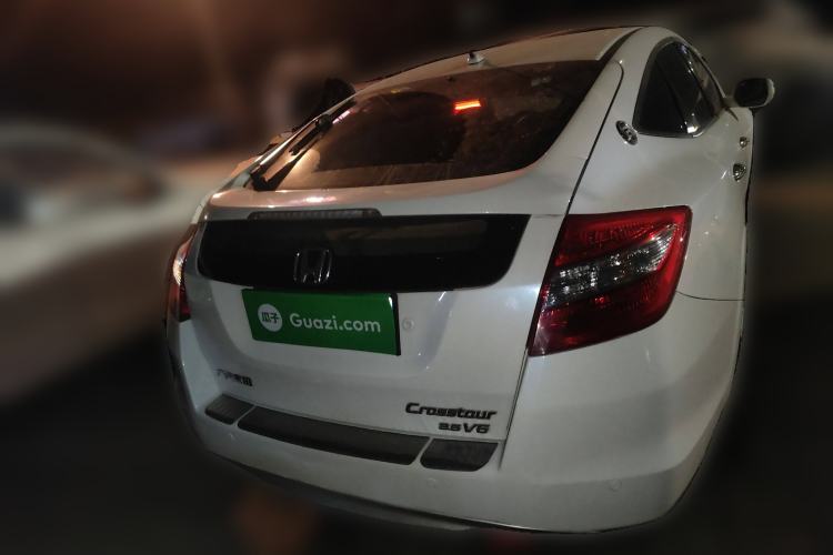 Used Honda Crosstour 2011 3.5L Prestige Edition Rear