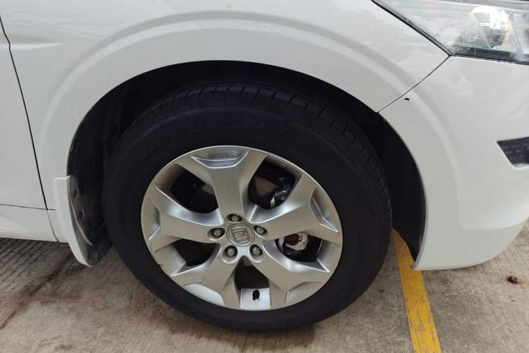 Used Honda Crosstour 2011 3.5L Flagship Edition Right Front Wheel Hub