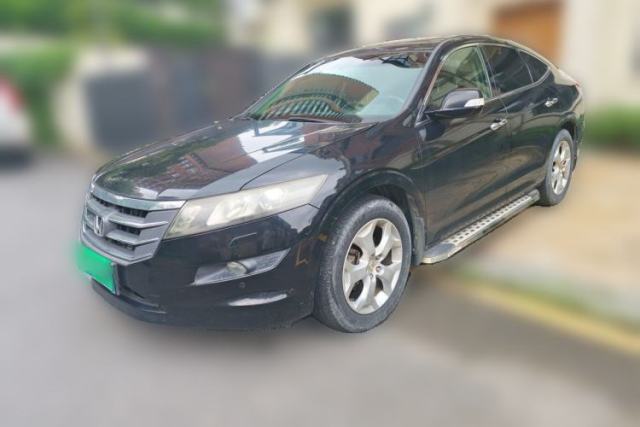 Ojetý Honda Crosstour 2012 2.4L Luxury Edition