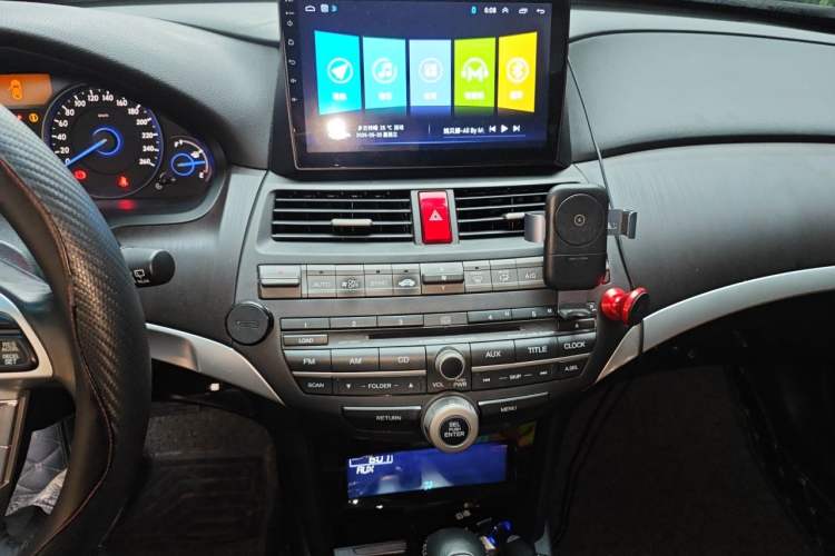 Used Honda Crosstour 2012 2.4L Luxury Edition Audio And AC Panel