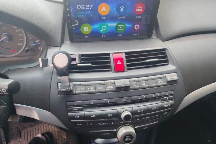 Used Honda Crosstour 2012 2.4L Luxury Edition Audio And AC Panel