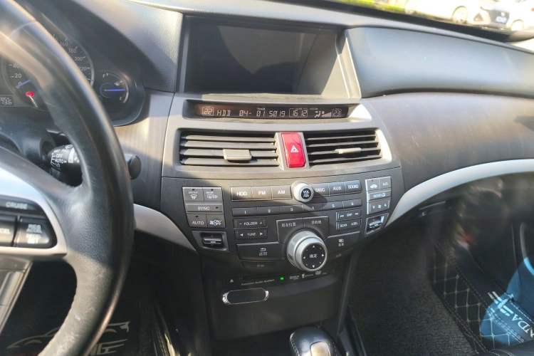 Used Honda Crosstour 2012 2.4L Prestige Edition Audio And AC Panel