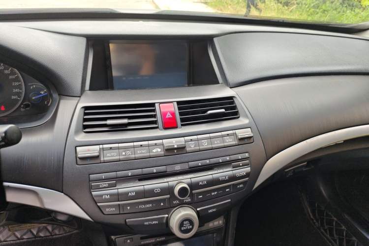 Used Honda Crosstour 2012 2.4L Prestige Edition Audio And AC Panel
