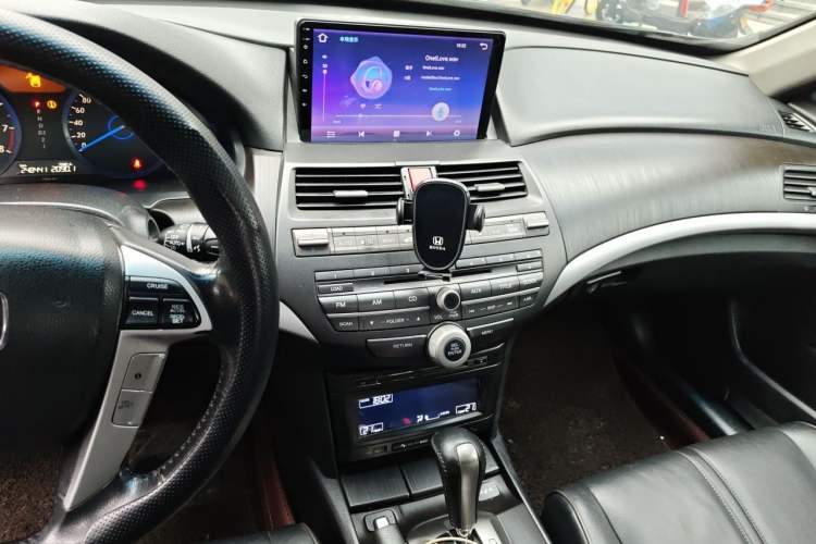 Used Honda Crosstour 2012 2.4L Luxury Edition Audio And AC Panel