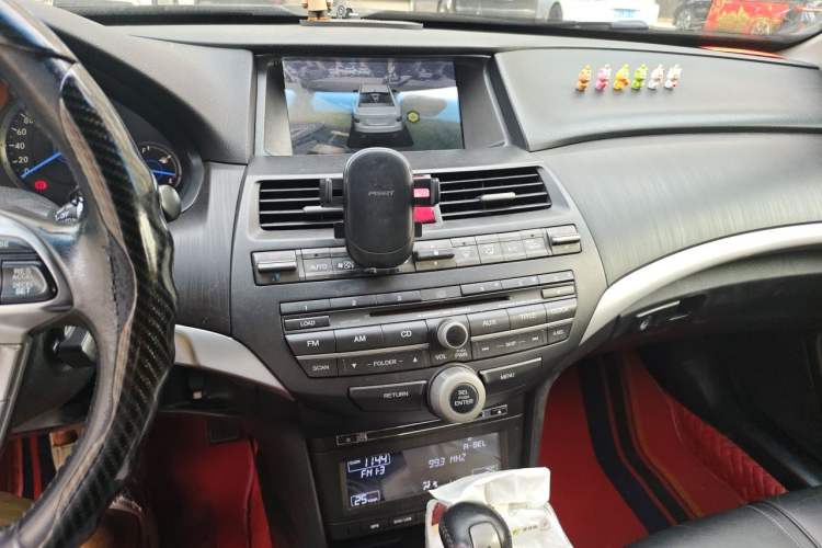 Used Honda Crosstour 2012 2.4L Luxury Edition Audio And AC Panel