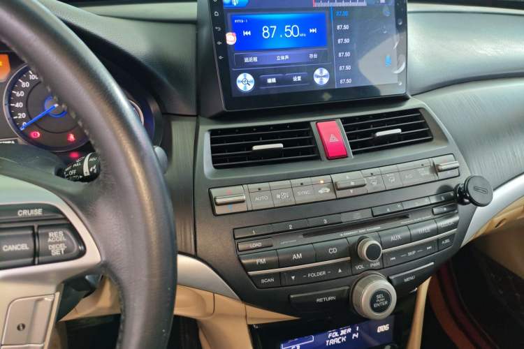 Used Honda Crosstour 2012 2.4L Luxury Edition Audio And AC Panel
