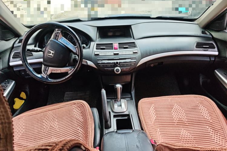 Used Honda Crosstour 2012 2.4L Luxury Edition Center Console