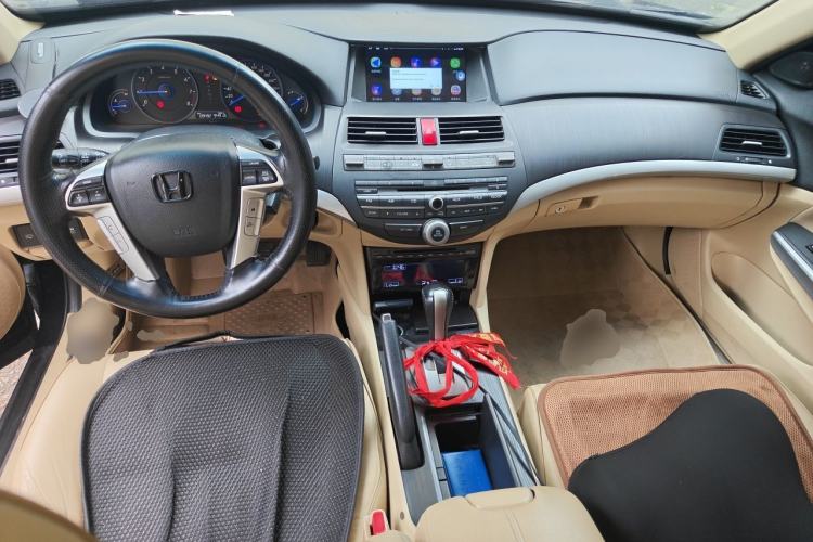 Used Honda Crosstour 2012 2.4L Luxury Edition Center Console