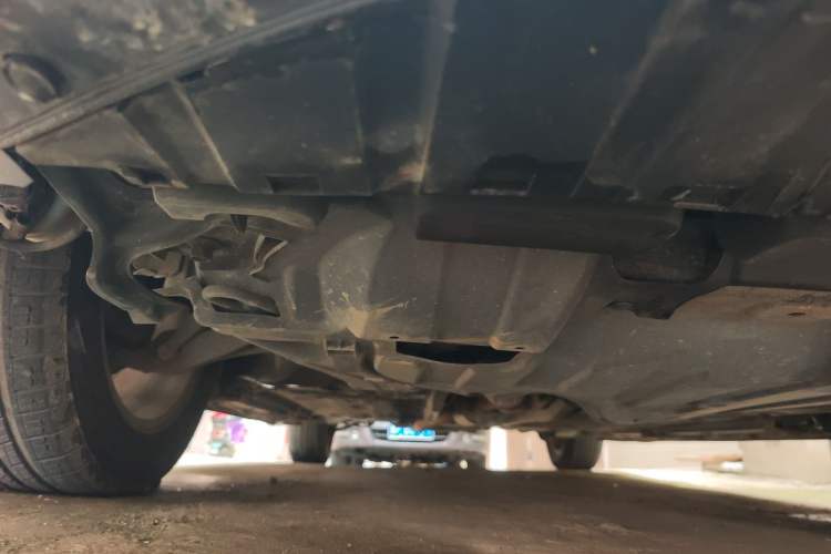 Used Honda Crosstour 2012 2.4L Luxury Edition Chassis Front