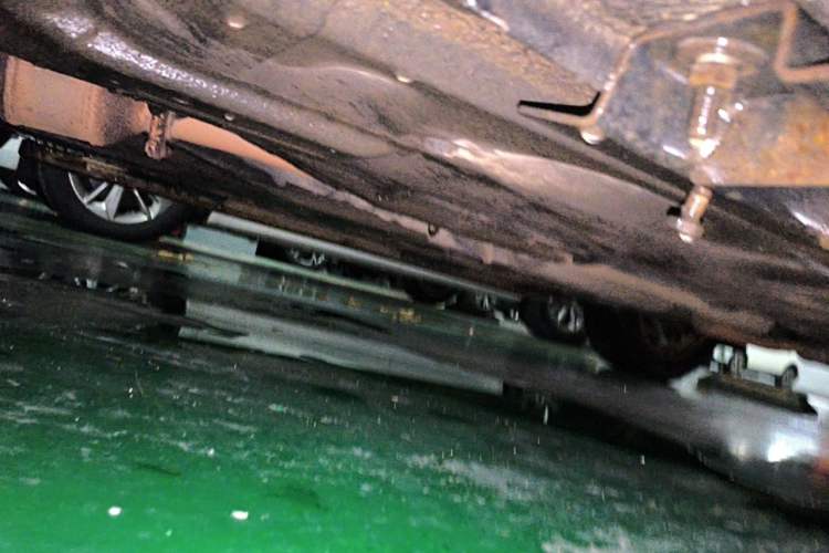 Used Honda Crosstour 2012 2.4L Luxury Edition Chassis Front Left