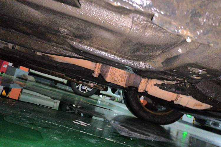 Used Honda Crosstour 2012 2.4L Luxury Edition Chassis Front Right