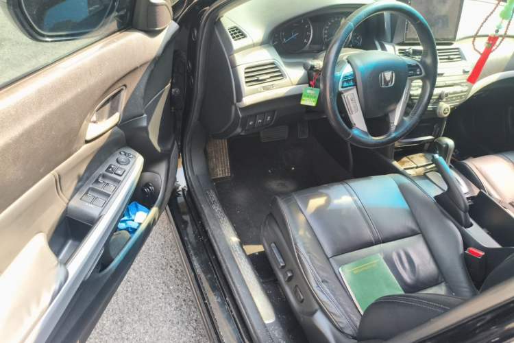 Used Honda Crosstour 2012 2.4L Luxury Edition Driver Seat