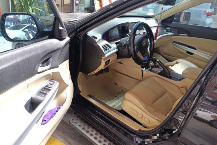 Used Honda Crosstour 2012 2.4L Luxury Edition Driver Seat