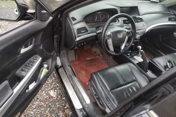 Used Honda Crosstour 2012 2.4L Luxury Edition Driver Seat