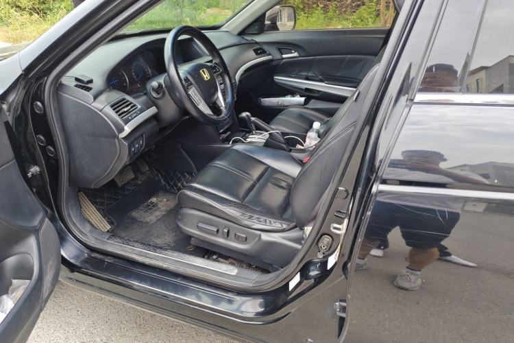 Used Honda Crosstour 2012 2.4L Prestige Edition Driver Seat