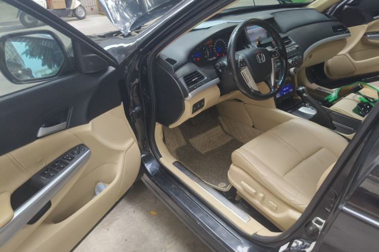 Used Honda Crosstour 2012 2.4L Luxury Edition Driver Seat