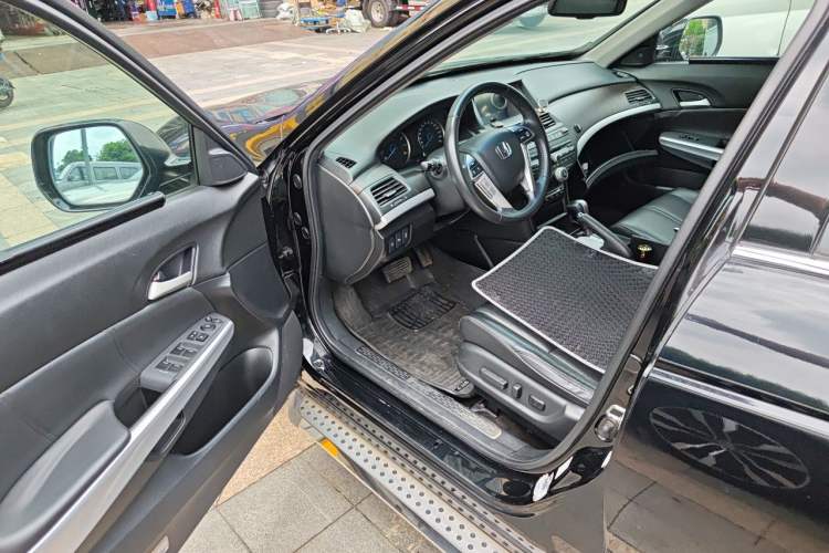 Used Honda Crosstour 2012 2.4L Luxury Edition Driver Seat