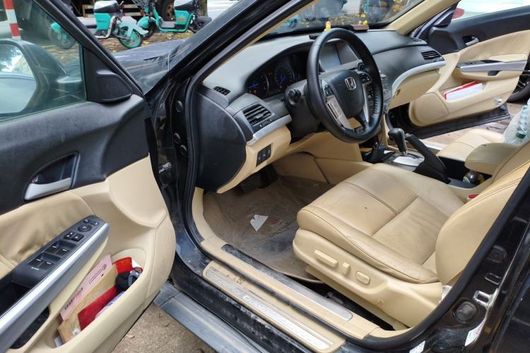 Used Honda Crosstour 2012 2.4L Luxury Edition Driver Seat