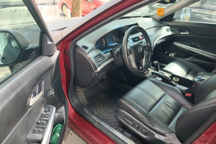 Used Honda Crosstour 2012 2.4L Luxury Edition Driver Seat