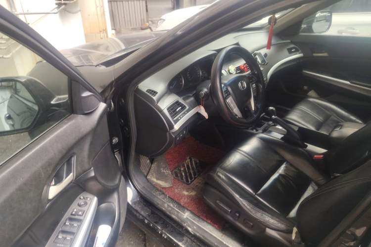 Used Honda Crosstour 2012 2.4L Luxury Edition Driver Seat