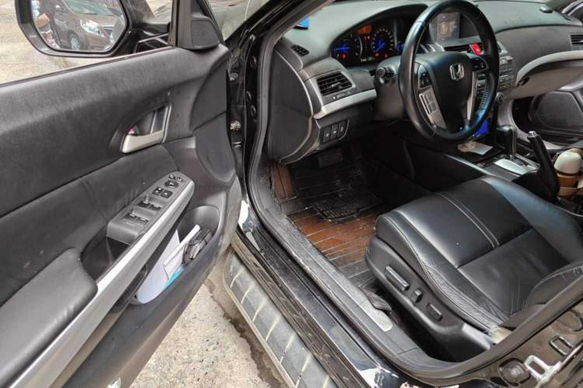Used Honda Crosstour 2012 2.4L Prestige Edition Driver Seat