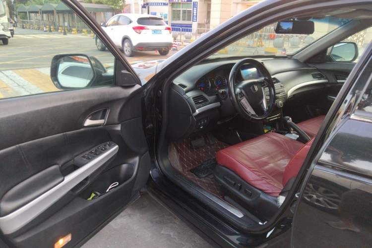 Used Honda Crosstour 2012 2.4L Luxury Edition Driver Seat
